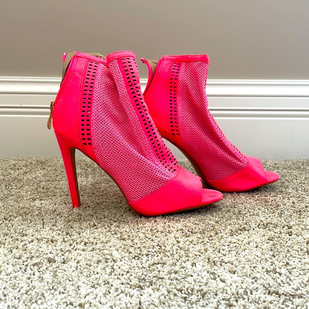 Cape Robbin Hot Pink Bootie Heels